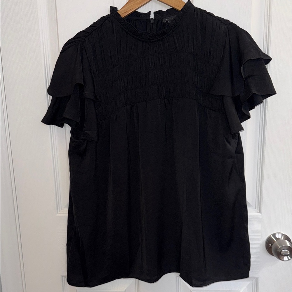 Ann Taylor Black Ruffled Women's Blouse